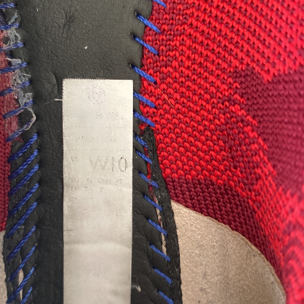 Red Camo Size 10 “The Point” Rothy’s - Picture 3 of 5